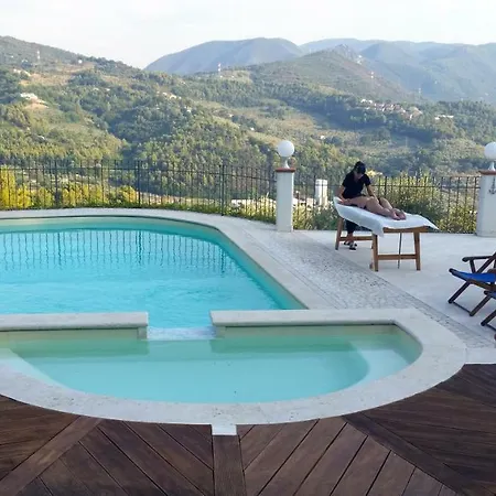 Monica - Uso Esclusivo טרני