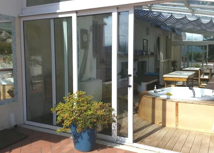 Monica - Uso Esclusivo Villa Terni