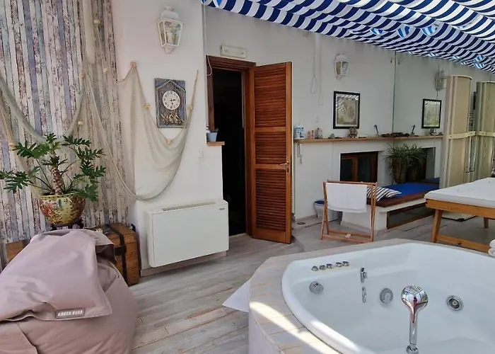 Monica - Uso Esclusivo Villa Terni